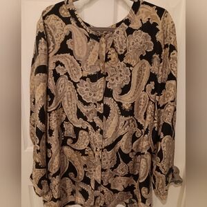 Women's Black Paisley Button-Front Blouse